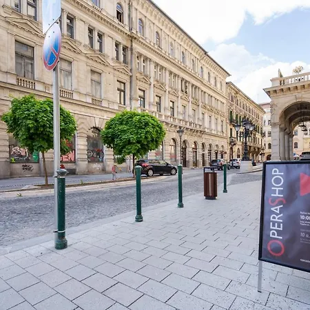Opera Luxury With Free Parking * Budapest