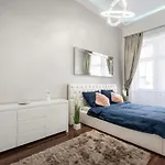 דירה Opera Luxury With Free Parking בודפשט