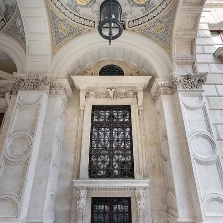 Opera Luxury With Free Parking Apartament Budapesta
