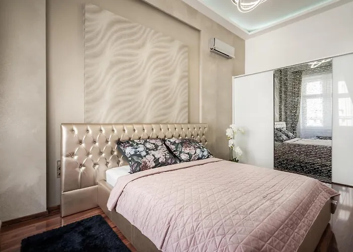 Opera Luxury With Free Parking * Budapesta