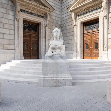 Daire Opera Luxury With Free Parking