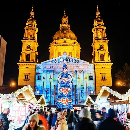 Opera Luxury With Free Parking Daire Budapeşte